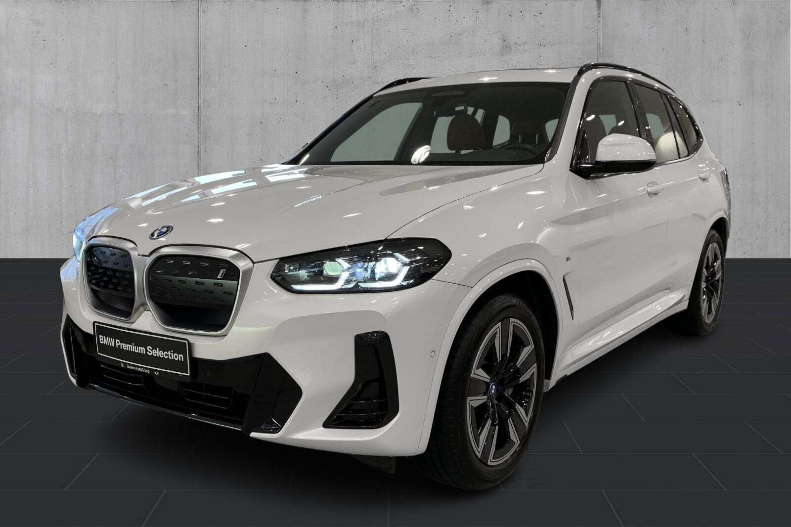 BMW iX3 Charged M-Sport