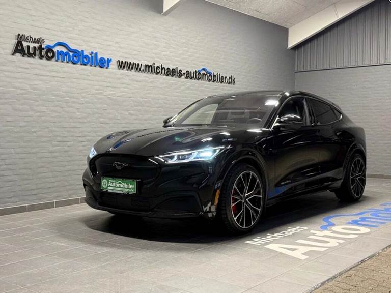 Ford Mustang Mach-E 88 Extended Range AWD