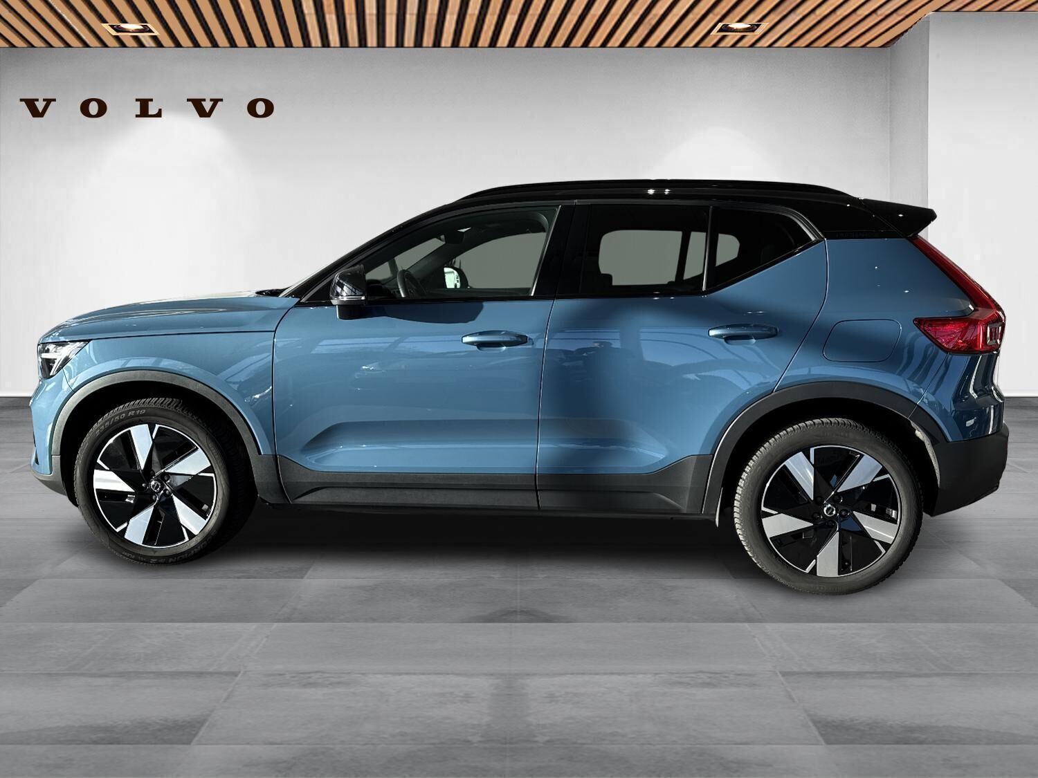 Volvo XC40 ReCharge Extended Range Plus