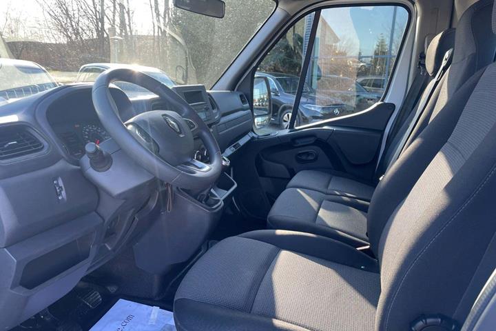 Hvid Renault Master IV T35 fra 2021