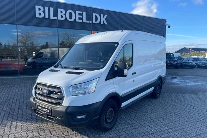 Hvid Ford Transit 350 L2 Van fra 2021 set udefra