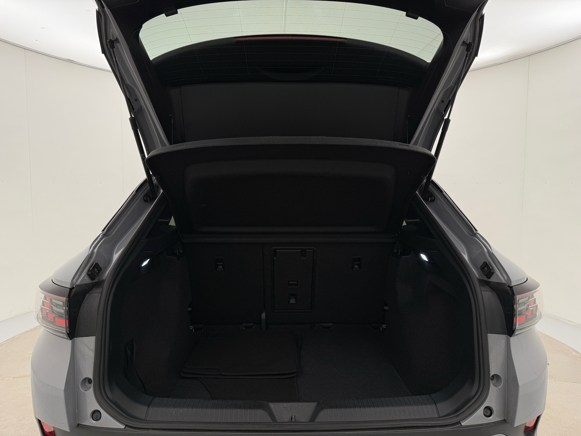 Grå VW ID.4 fra 2022