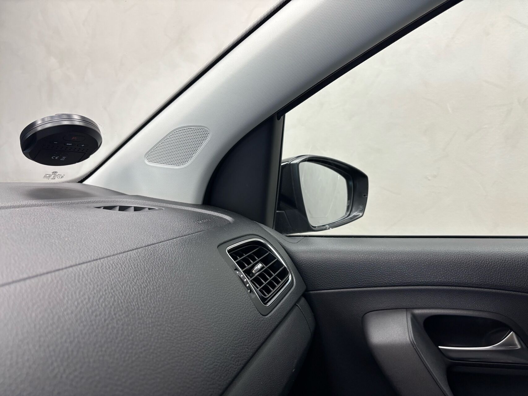 Sort VW Polo fra 2016