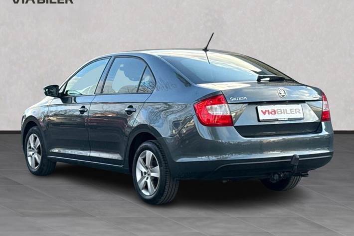 Sort Skoda Rapid fra 2017