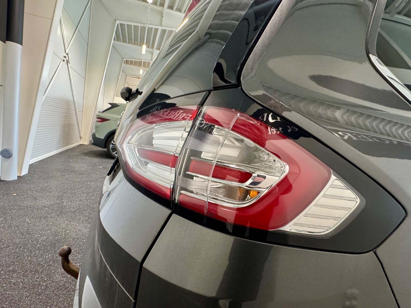 Ford Galaxy 2,0 EcoBlue Titanium aut. 7prs