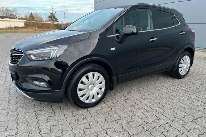 Grå Opel Mokka X fra 2018 set udefra