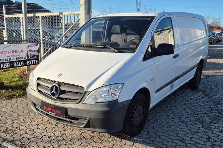 undefined Mercedes Vito 110 fra 2012 set udefra