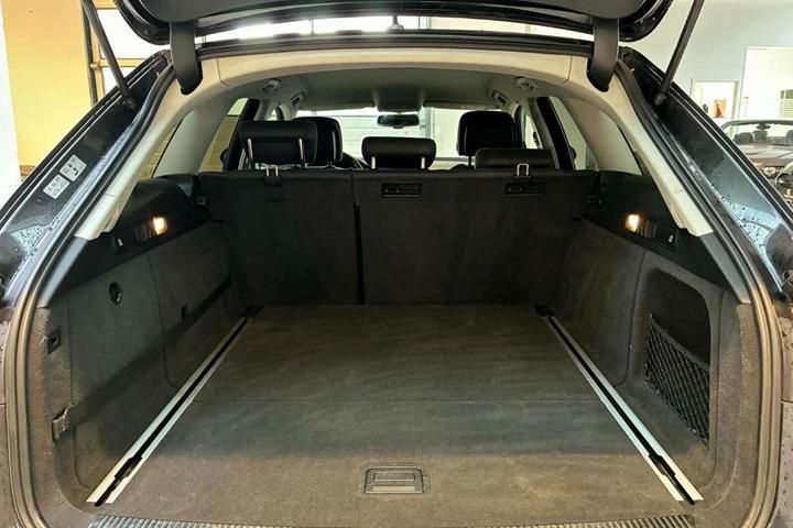 Sort Audi A6 fra 2014