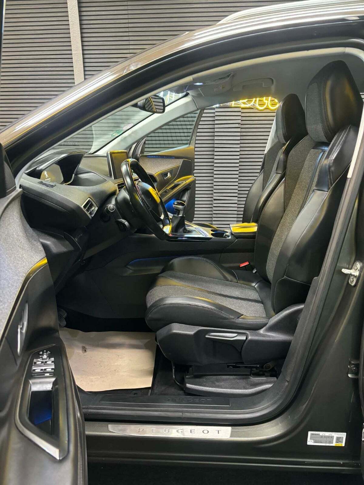 Peugeot 3008 1,2 e-THP 130 Active