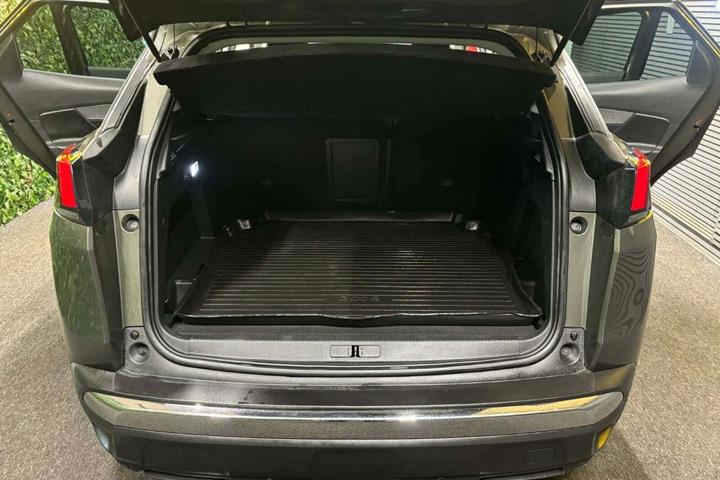 undefined Peugeot 3008 fra 2017