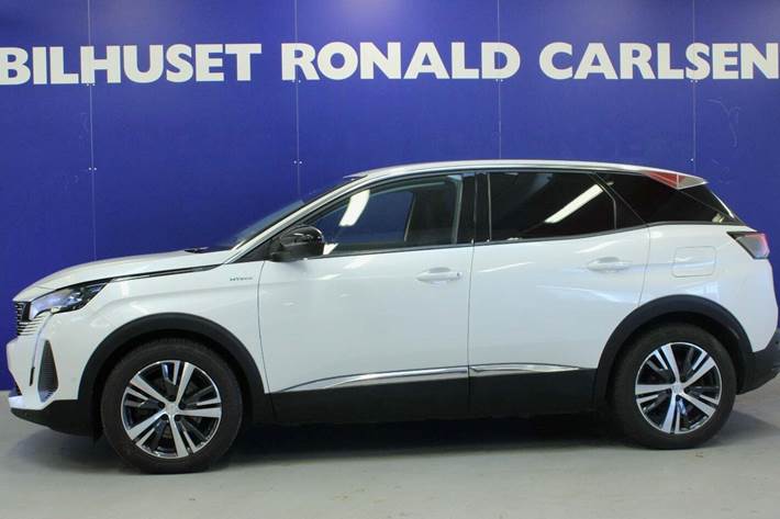 Hvid Peugeot 3008 fra 2022