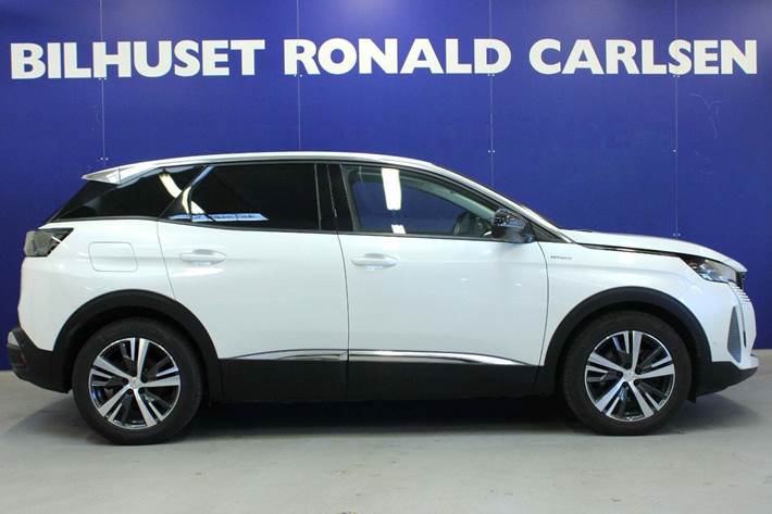 Hvid Peugeot 3008 fra 2022