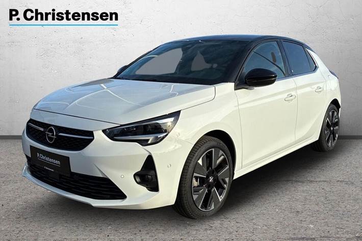 Hvid Opel Corsa-e fra 2023 set udefra