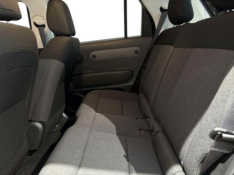 Hyundai Inster 49 Essential