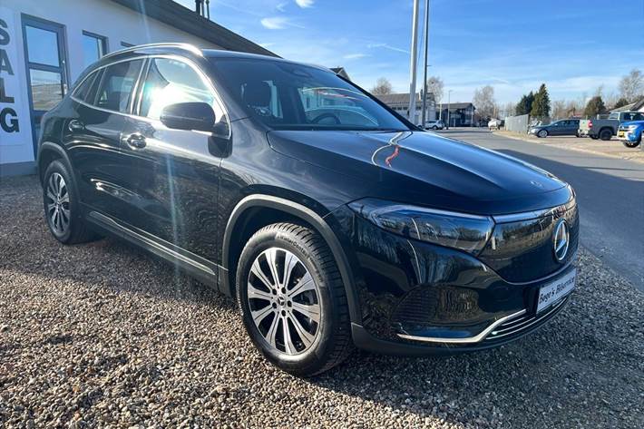 Sort Mercedes EQA 250 fra 2024