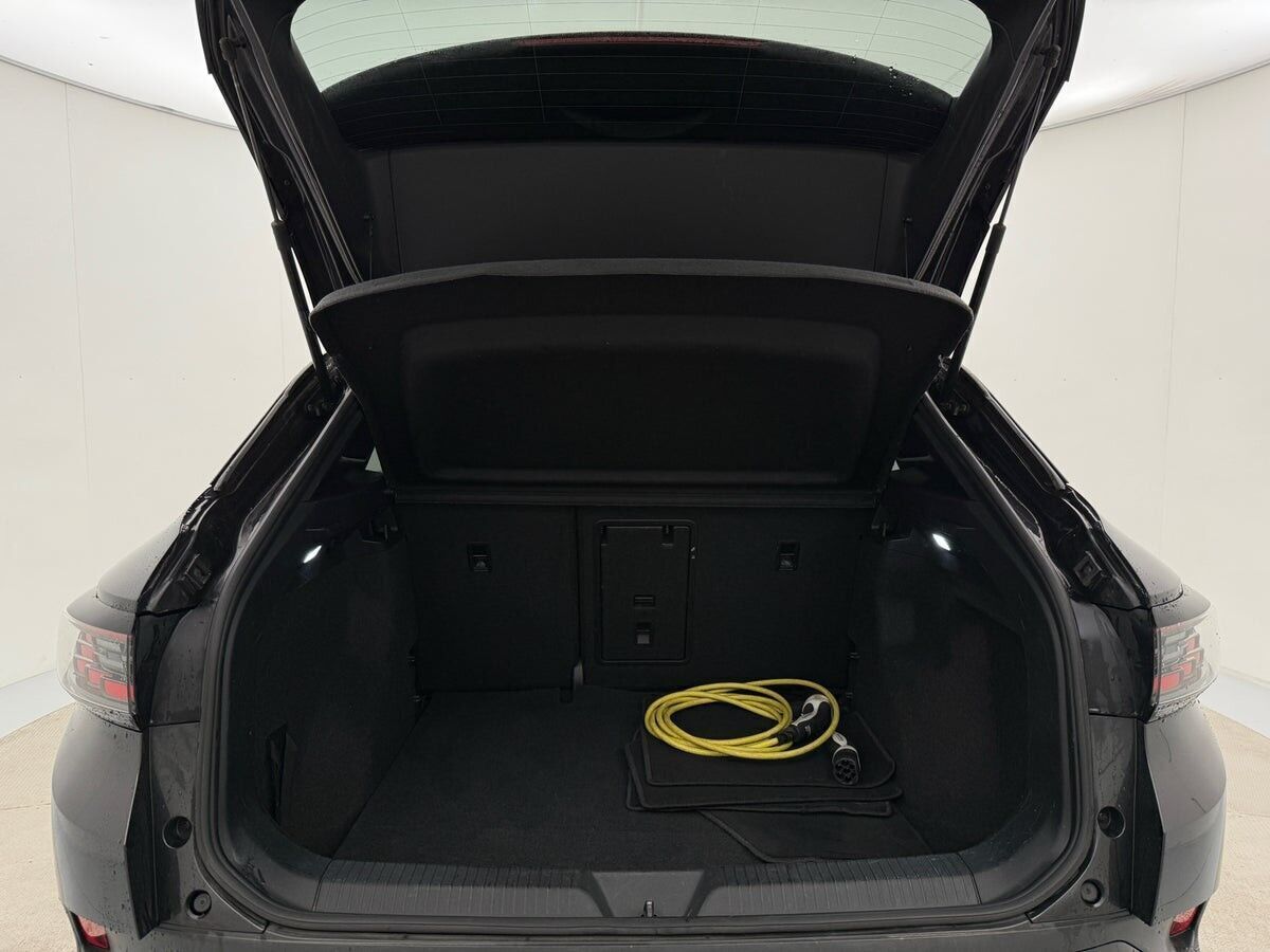 Grå VW ID.4 fra 2021