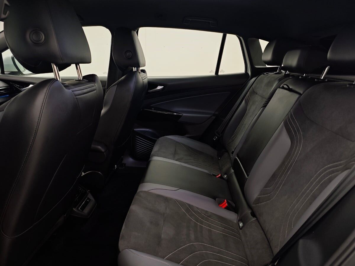 Hvid VW ID.4 fra 2022