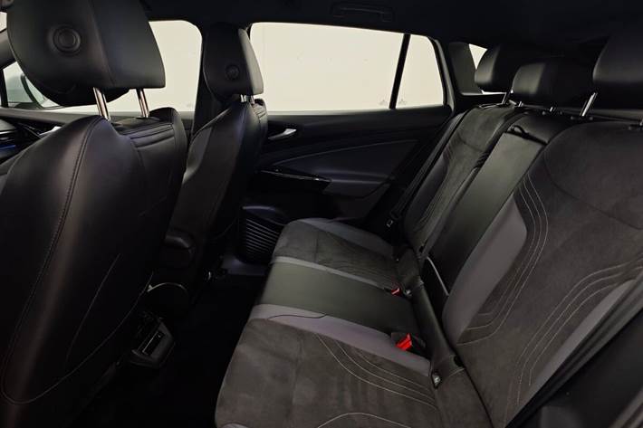 Hvid VW ID.4 fra 2022