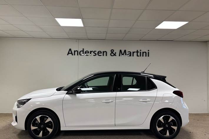 Hvid Opel Corsa-e fra 2023