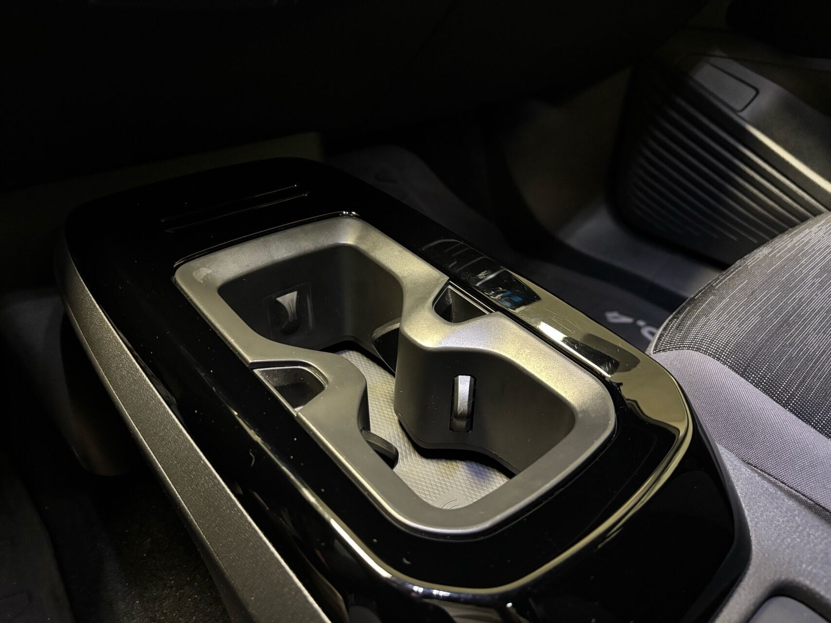 Grå VW ID.4 fra 2021