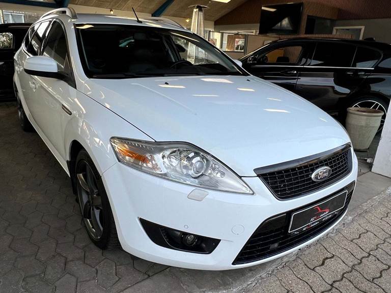 Ford Mondeo 2,5 20V Turbo Titanium stc.