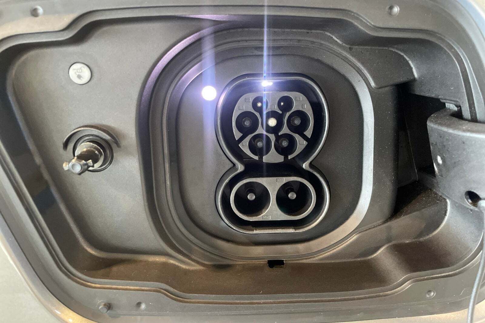 Grå BMW i5 fra 2026