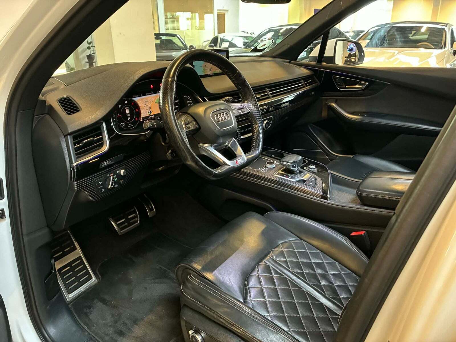 Audi Q7 3,0 TDi 272 S-line quattro Tiptr. 7prs