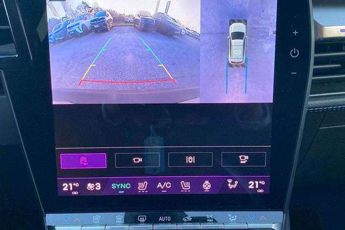 Grå Renault Scenic E-Tech fra 2024