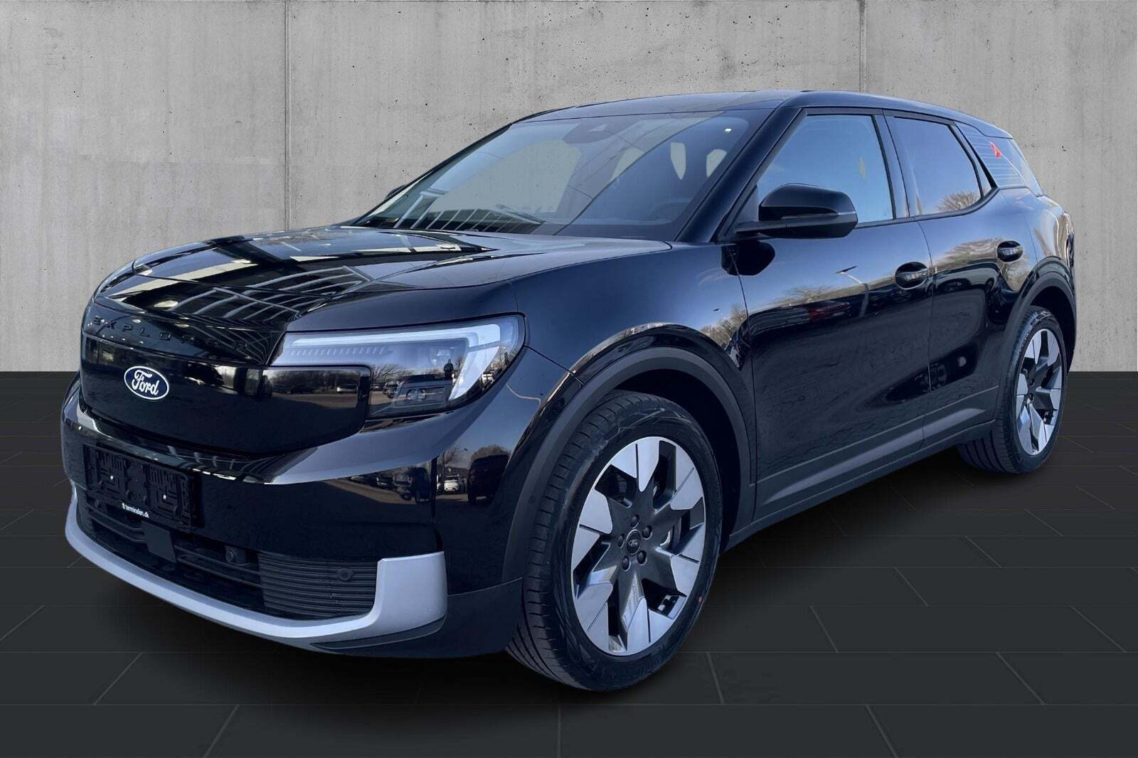 Sort Ford Explorer fra 2025