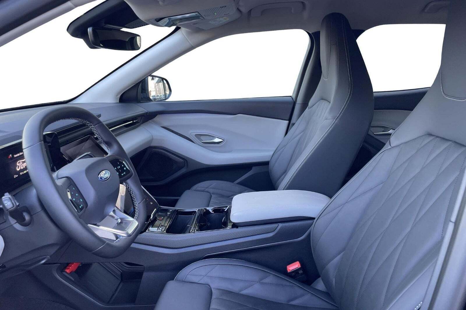 Ford Explorer 77 Premium Extended Range