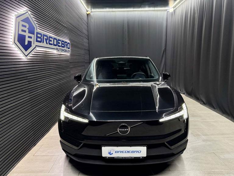 Volvo EX30 Standard Range Core