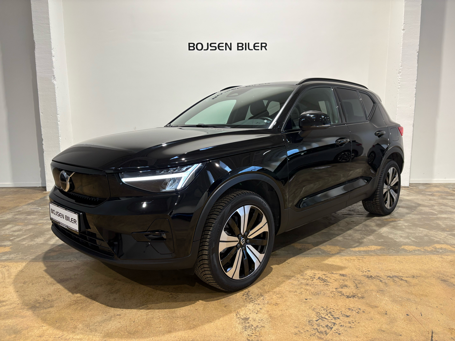 Volvo XC40 Recharge Single Engine Plus 231HK 5d Aut.