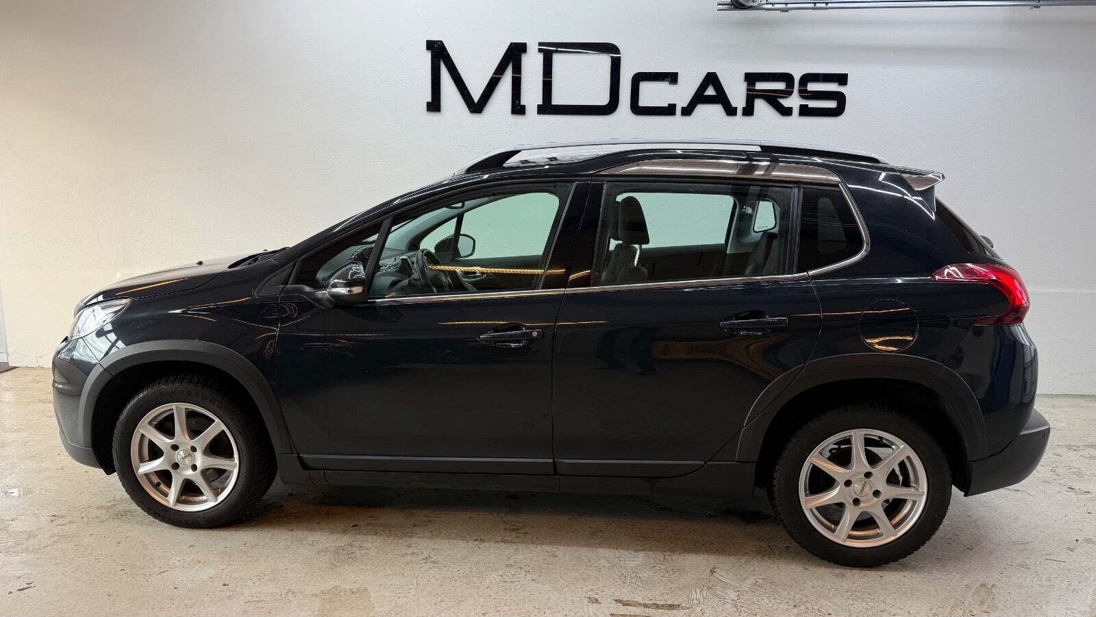 Peugeot 2008 1,2 PureTech 110 Allure Sky EAT6