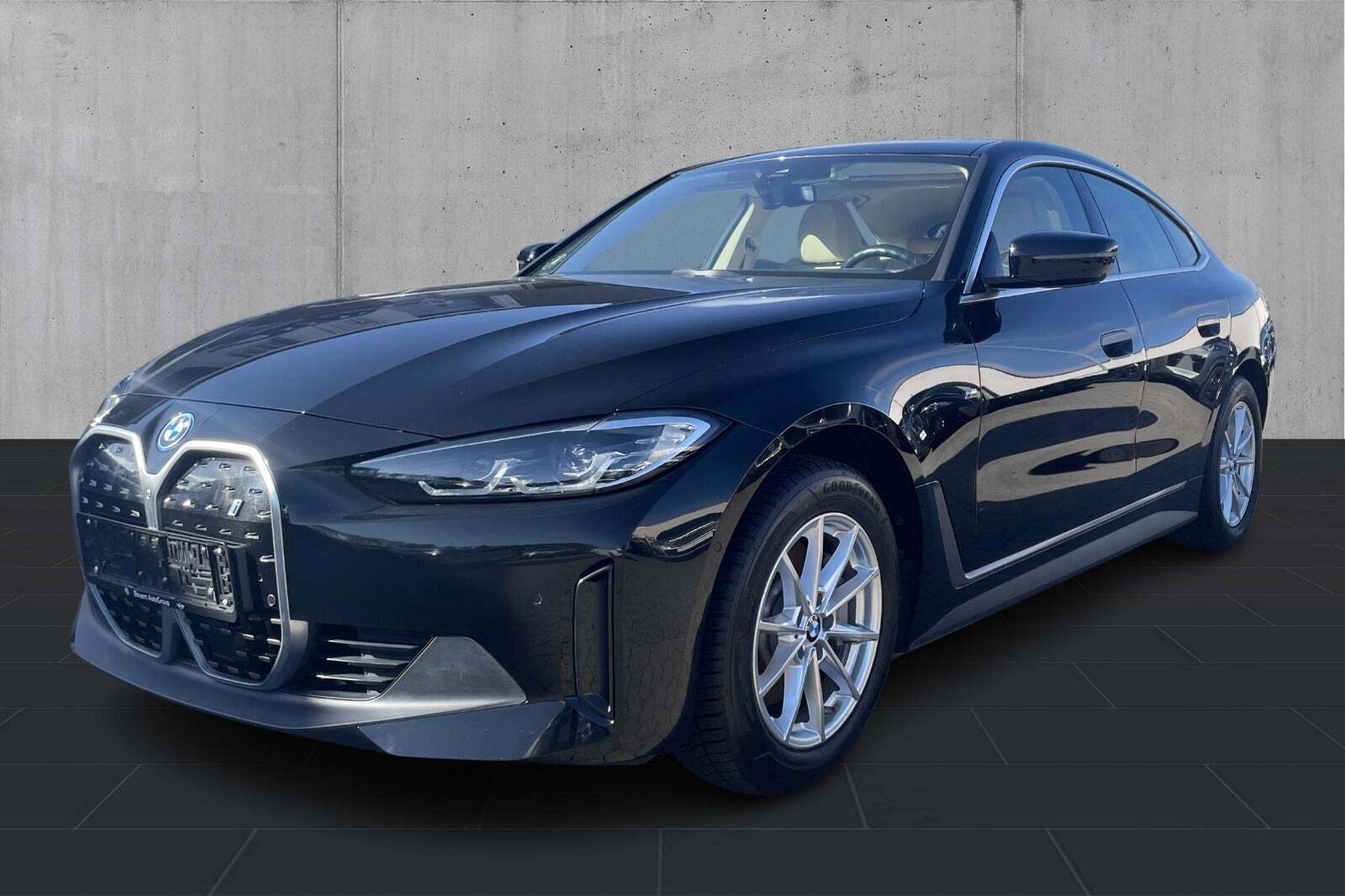 BMW i4 eDrive40 Charged Plus