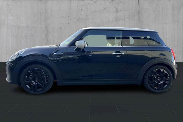 Sort Mini Cooper SE fra 2023