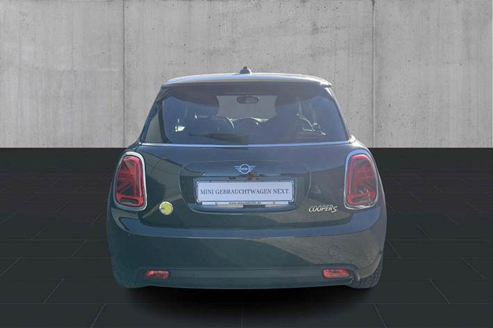 Sort Mini Cooper SE fra 2023