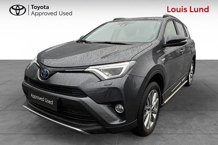 Grå Toyota RAV4 fra 2018 set udefra