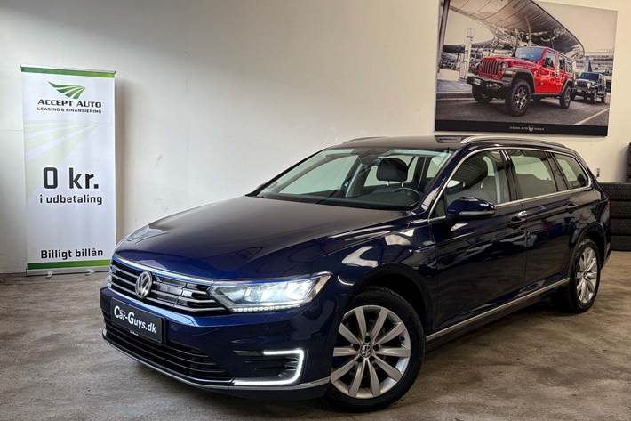 undefined VW Passat fra 2018 set udefra