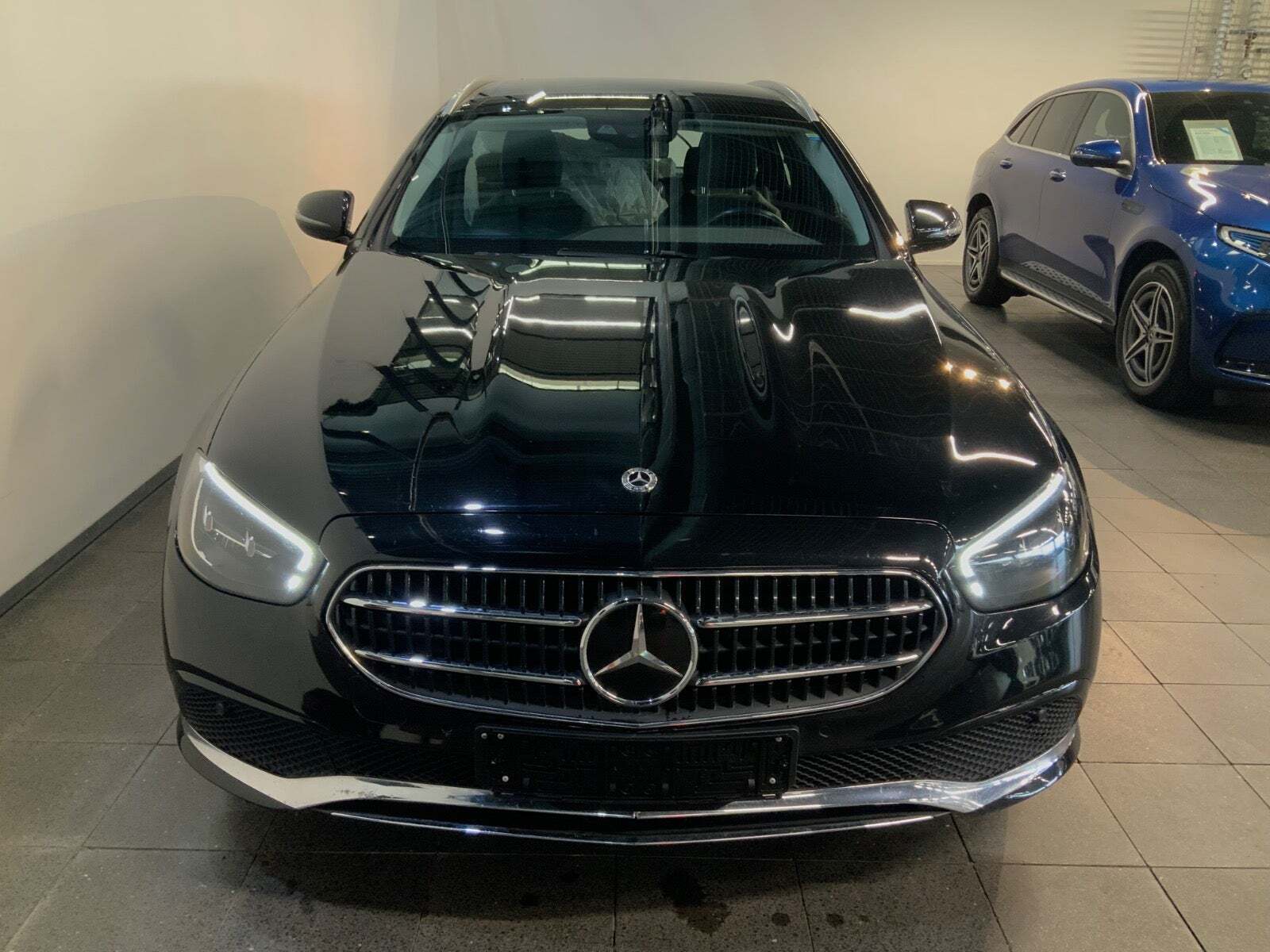 Mercedes E300 de 2,0 Avantgarde stc. aut. 4Matic