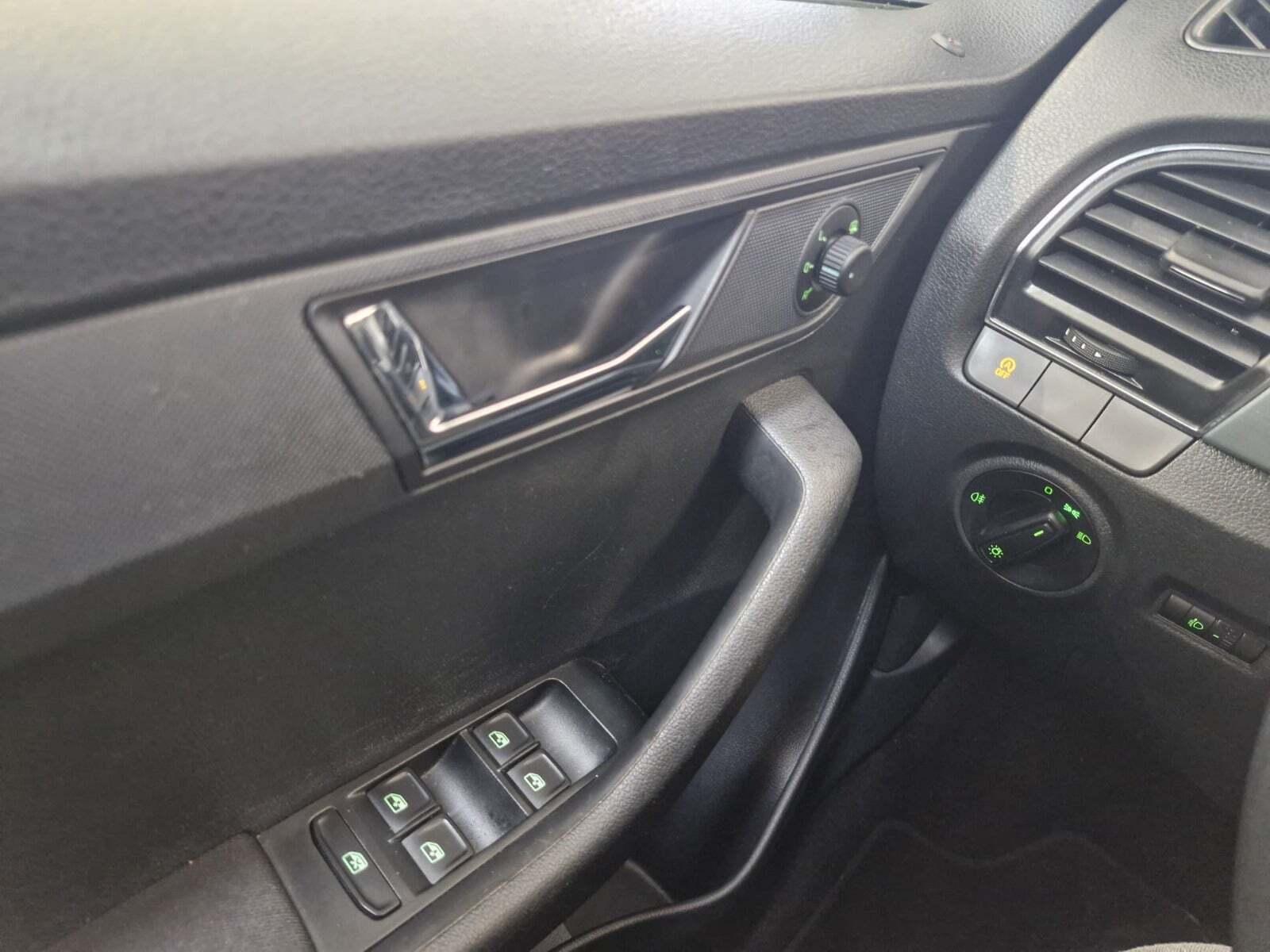 Sølv Skoda Fabia fra 2016