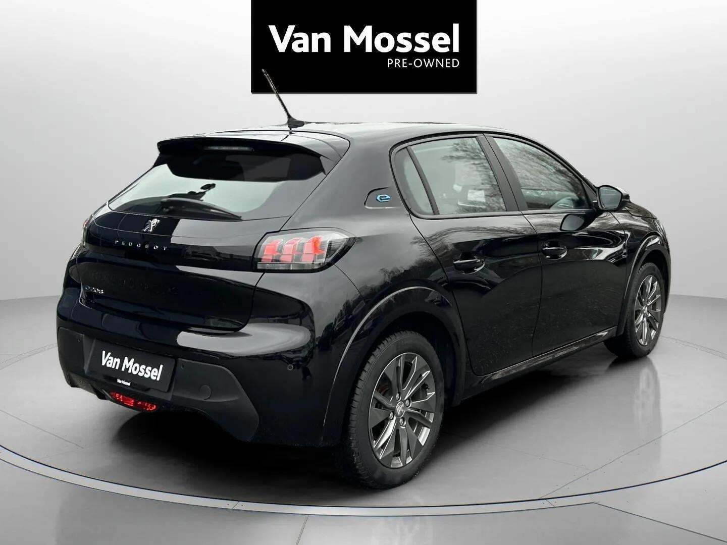 Peugeot e-208 50 Active Pack