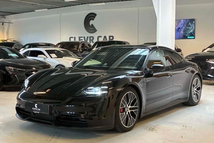 Sort Porsche Taycan 4S fra 2020 set udefra