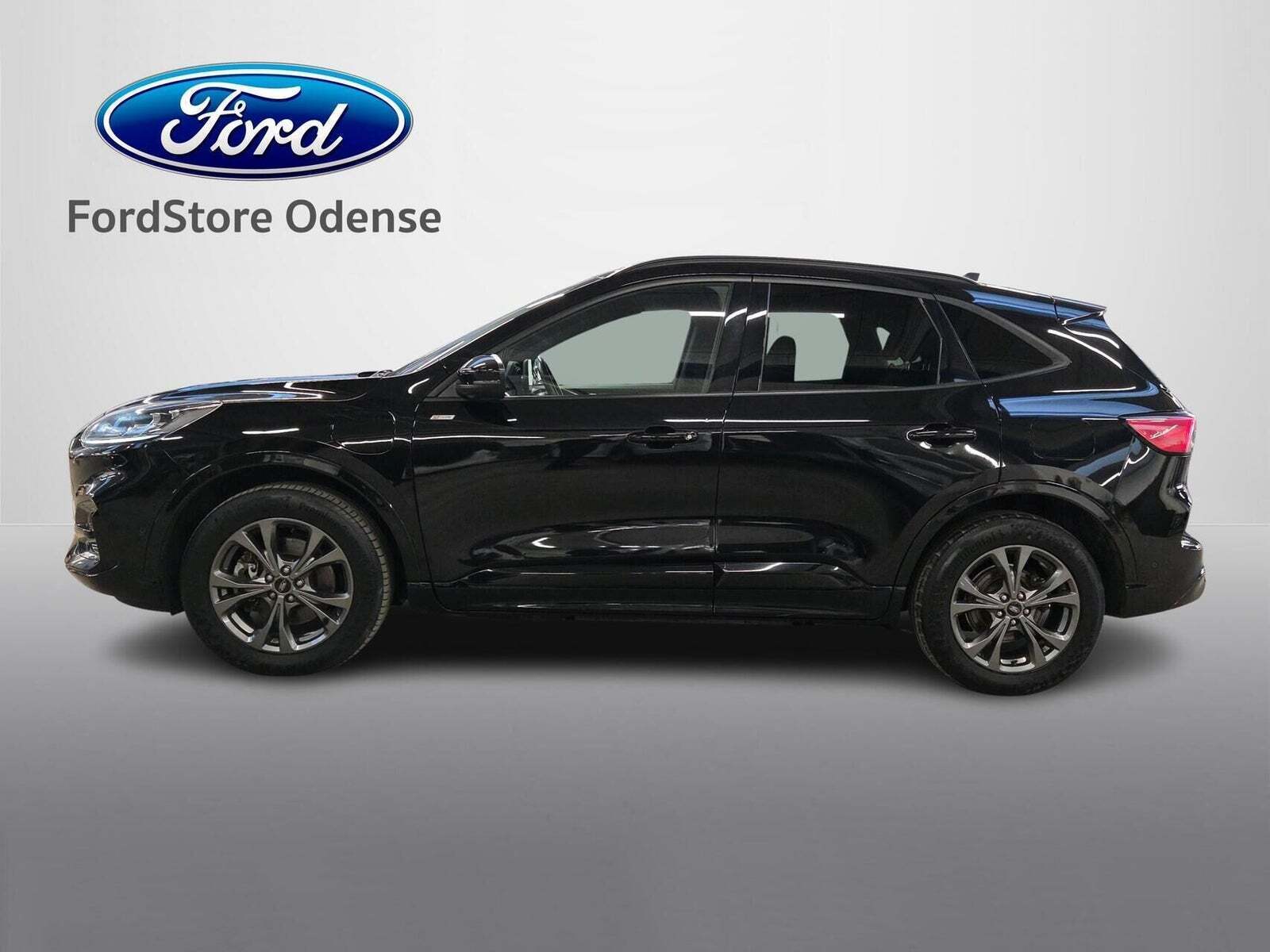 Ford Kuga 2,5 PHEV ST-Line X CVT