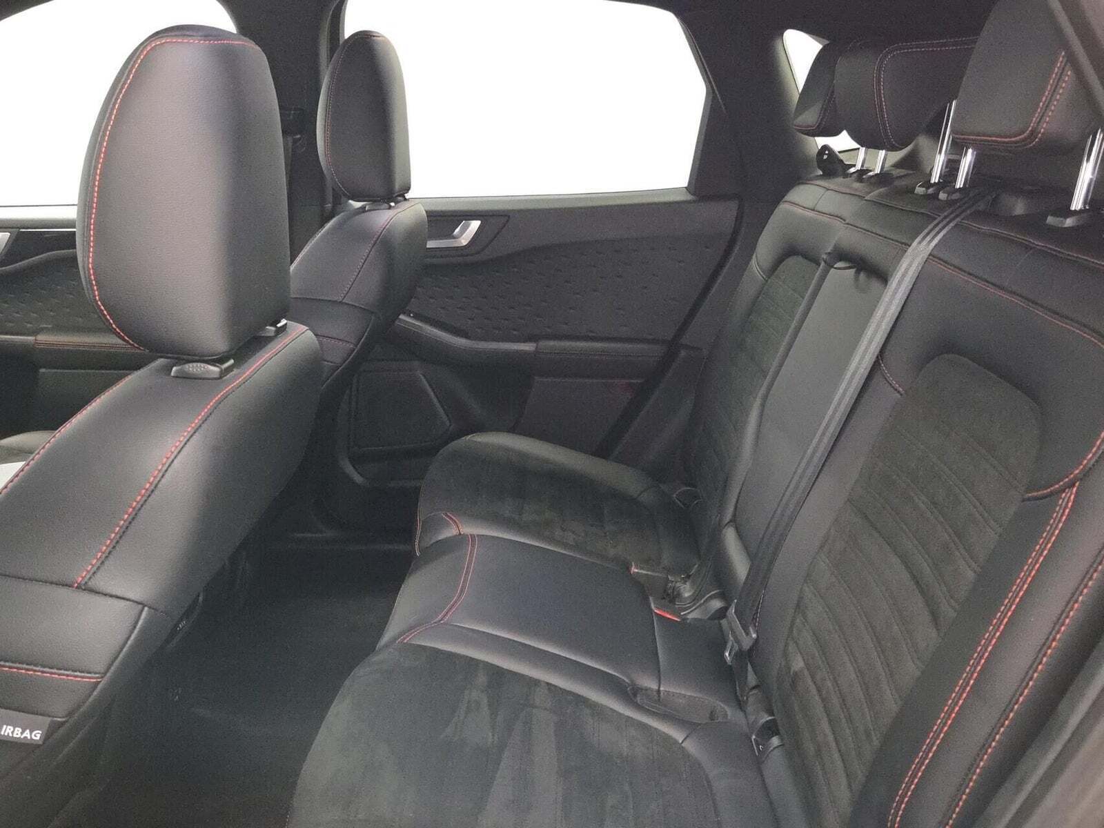 Ford Kuga 2,5 PHEV ST-Line X CVT