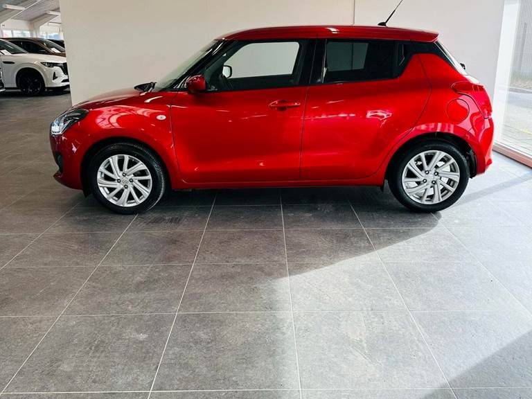 Suzuki Swift 1,2 Dualjet mHybrid Action