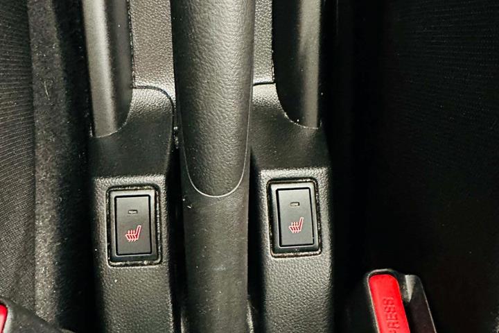 Rød Suzuki Swift fra 2020