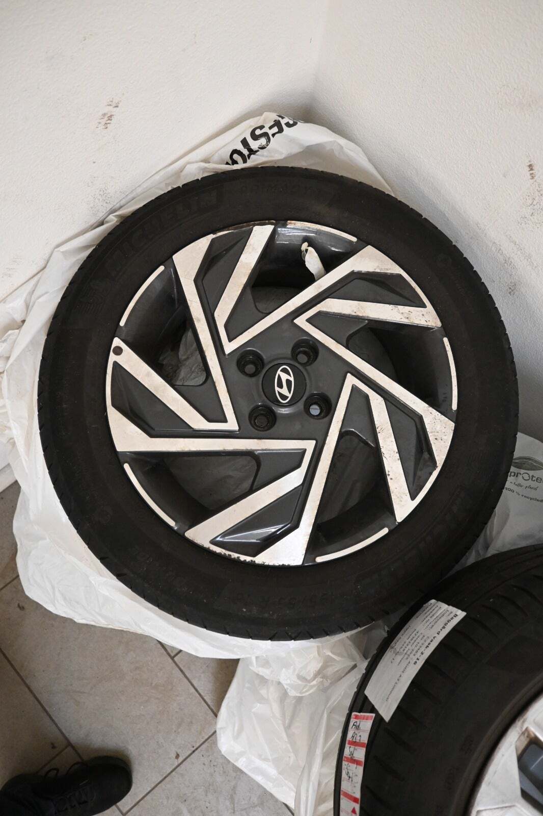 Grøn Hyundai i20 fra 2024