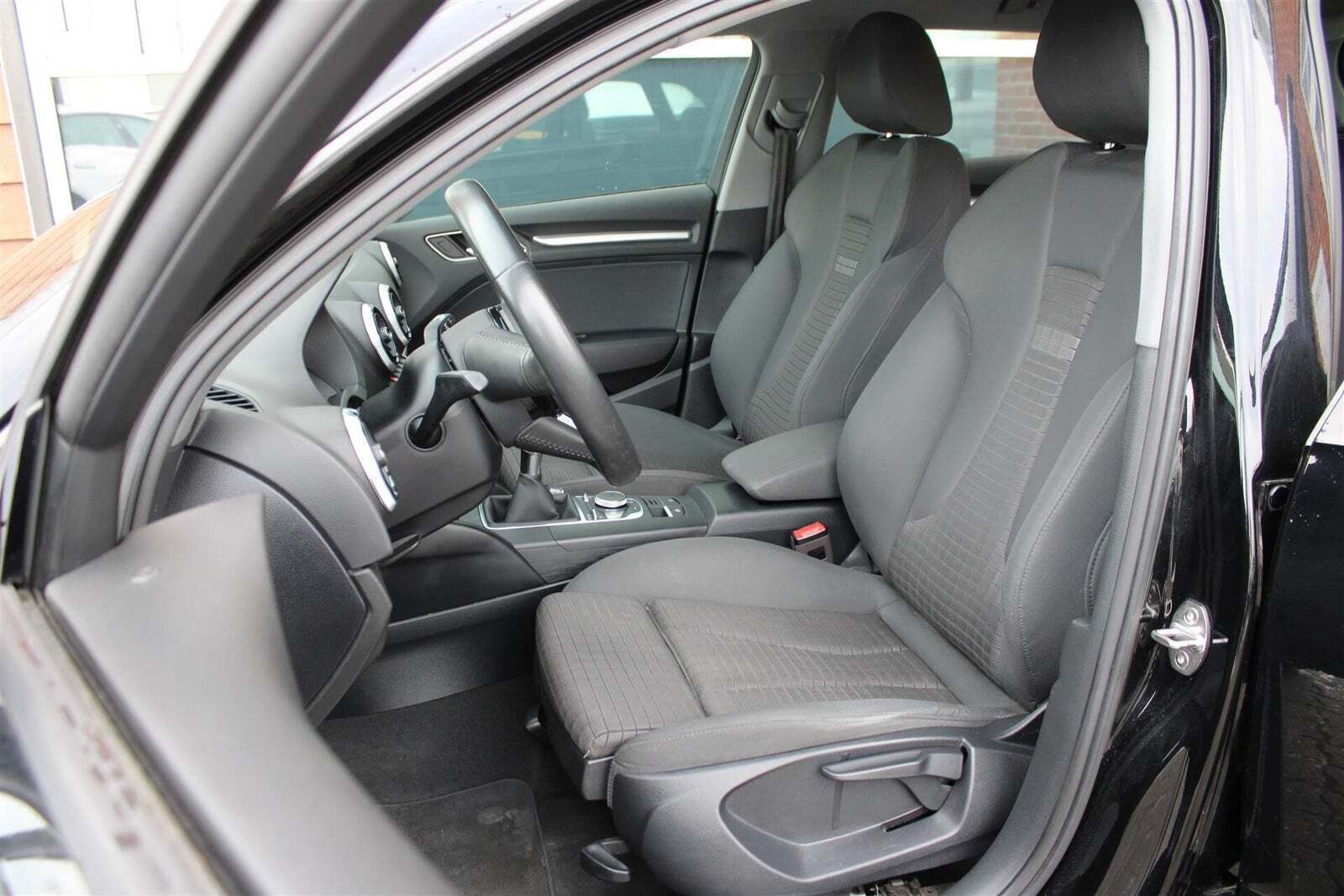 Audi A3 1,6 TDi 110 Sport Sportback