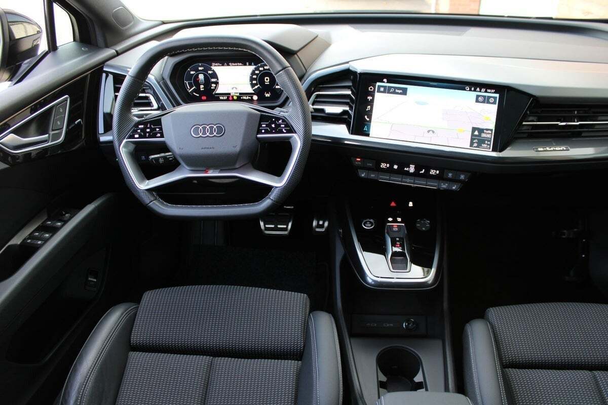 Audi Q4 e-tron 45 S-line