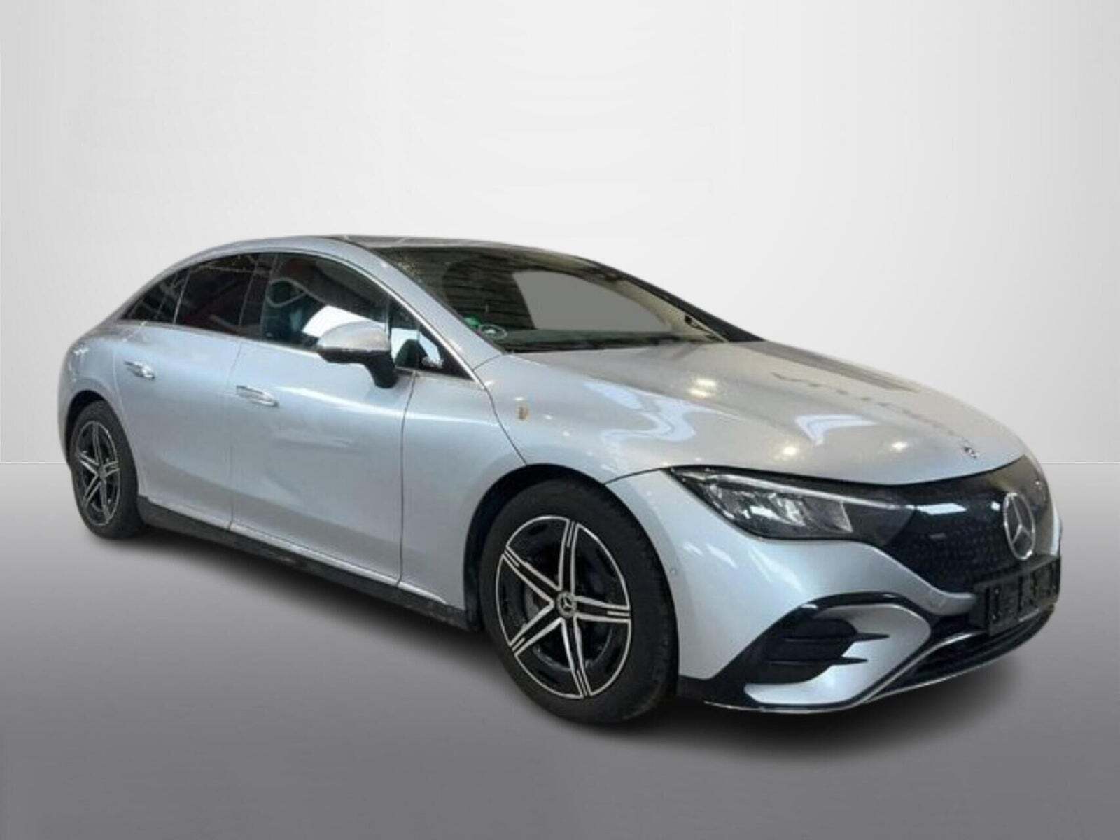 Mercedes EQE350+ AMG Line